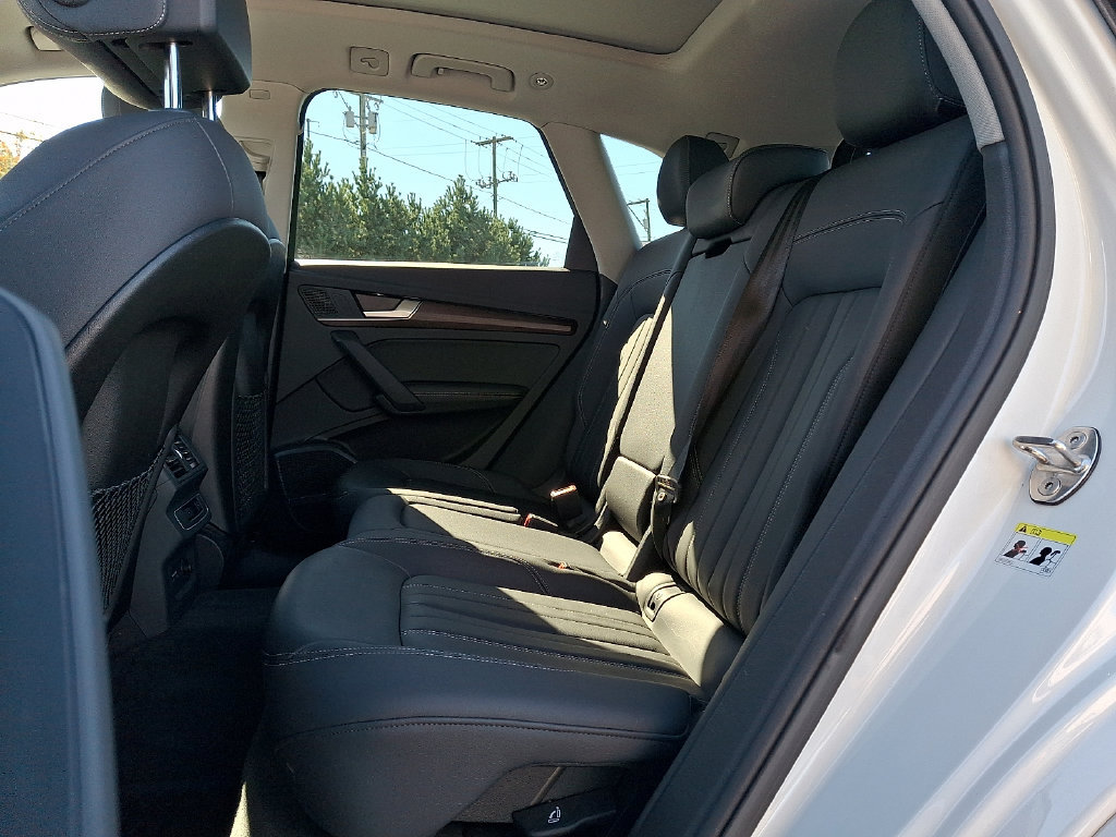 Certified 2023 Audi Q5 2.0T Premium Plus AWD/4WD image 10