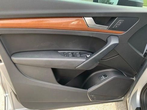 Used 2021 Audi Q5 2.0T Premium image 14