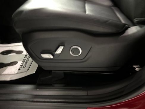 Used 2025 Hyundai Santa Fe SEL FWD image 11