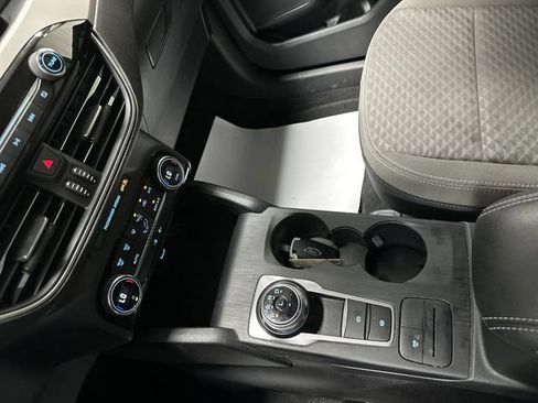 Used 2021 Ford Escape SE AWD/4WD image 13