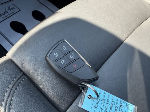 Used 2025 Chevrolet Silverado 1500 RST AWD/4WD image 23