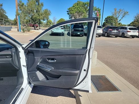 New 2025 Nissan Sentra SR w/ SR Premium Package image 17