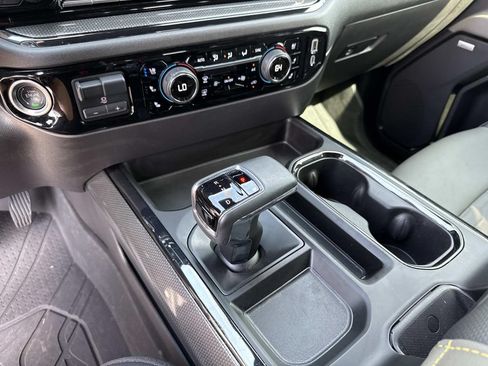 Used 2024 Chevrolet Silverado 1500 ZR2 w/ Technology Package AWD/4WD image 25