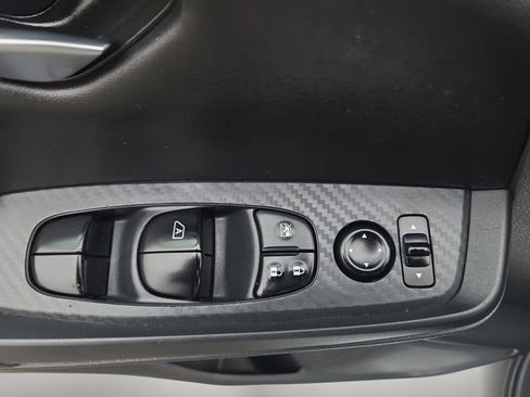 Used 2022 Nissan Sentra SV image 17