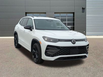 New 2026 Volkswagen Tiguan SE R-Line