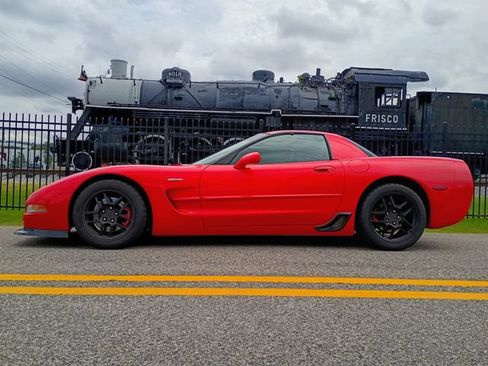 Used 2001 Chevrolet Corvette Z06 w/ Memory Pkg RWD image 7