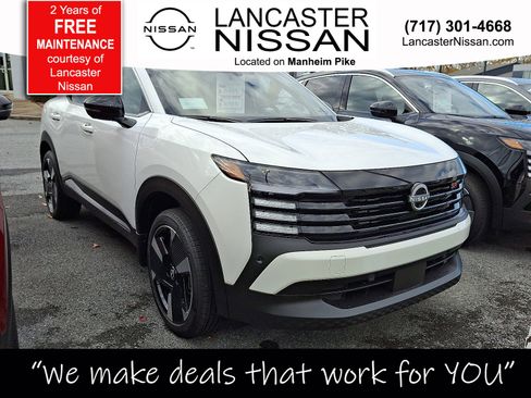 New 2026 Nissan Kicks SR w/ Cold Weather Package image 1