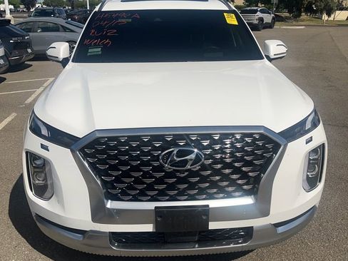 Used 2022 Hyundai Palisade Calligraphy w/ Cargo Package image 2