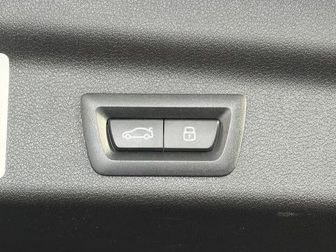 Used 2025 BMW X1 xDrive28i image 15