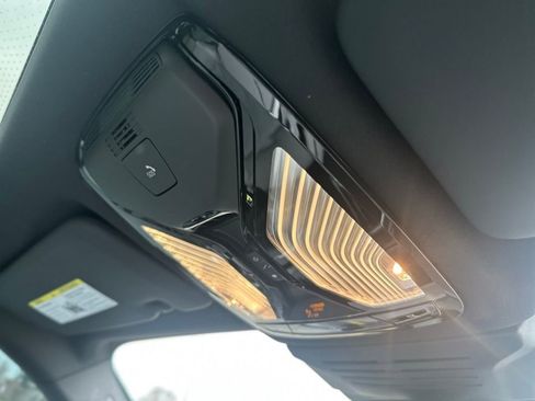 Used 2025 BMW X5 M60i w/ Executive Package image 30