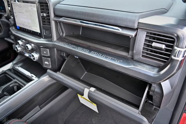 New 2025 Ford F250 Lariat w/ Lariat Ultimate Package AWD/4WD image 13