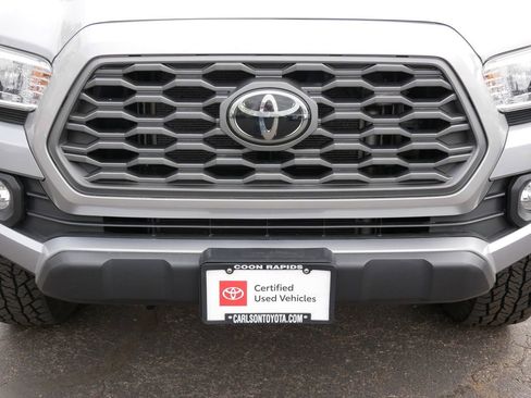 Used 2021 Toyota Tacoma TRD Off-Road AWD/4WD image 9