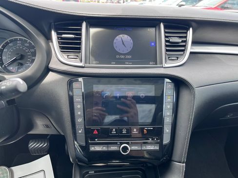 Used 2019 INFINITI QX50 Luxe w/ Protection Package FWD image 13