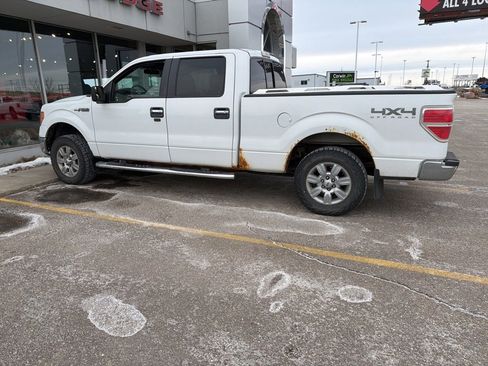 Used 2011 Ford F150 XLT w/ XLT Chrome Pkg image 8