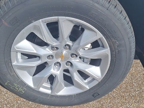 New 2026 Chevrolet Silverado 1500 Custom image 6