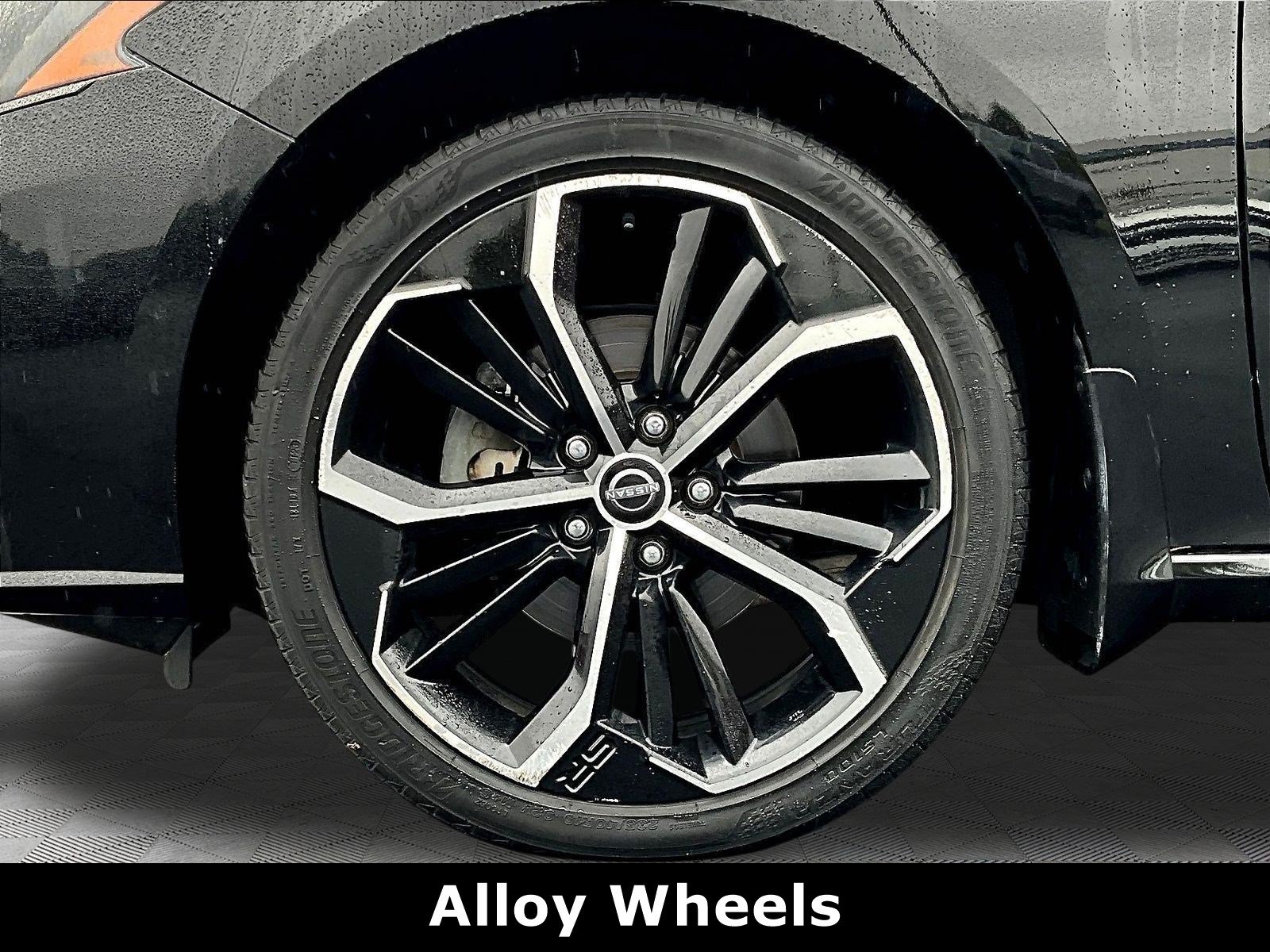 Used 2023 Nissan Altima 2.5 SR AWD/4WD image 30