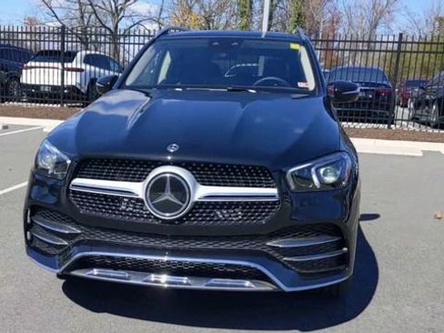 Used 2023 Mercedes-Benz GLE 450 4MATIC image 3