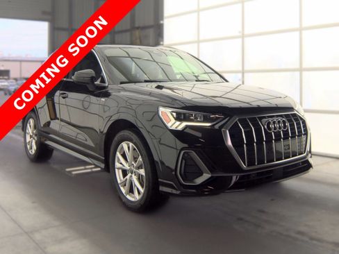 Used 2023 Audi Q3 2.0T Premium Plus AWD/4WD image 3