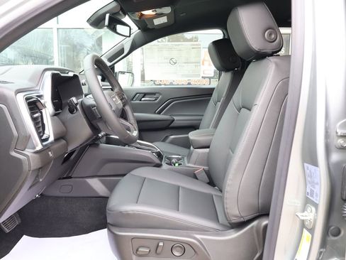 New 2026 GMC Canyon Elevation w/ Convenience Package image 12