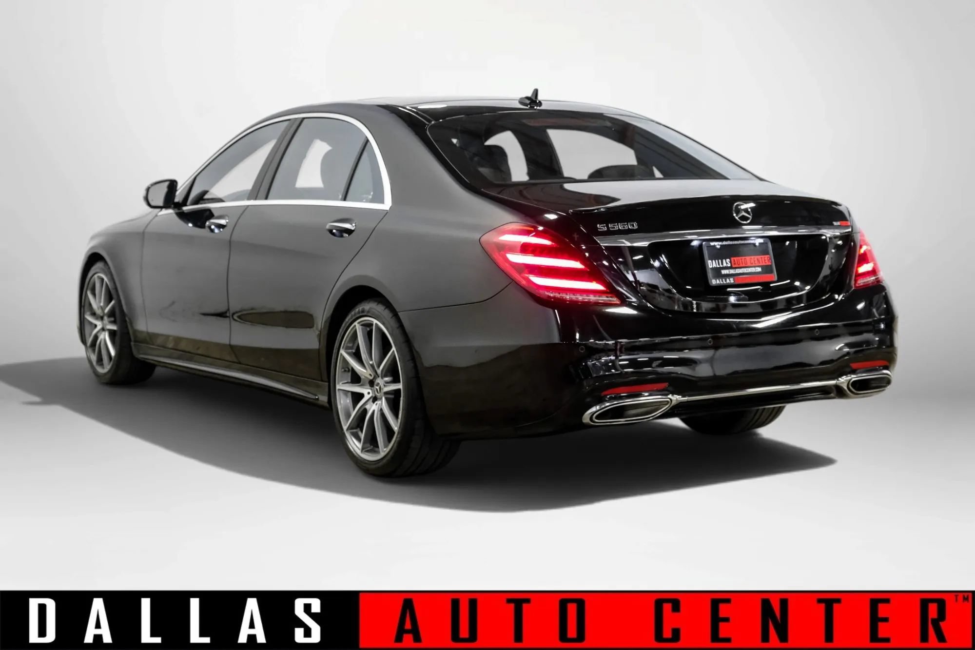Used 2020 Mercedes-Benz S 560 Sedan image 7