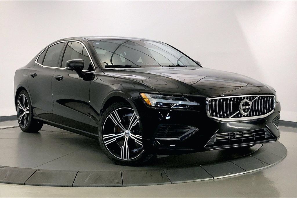Used 2021 Volvo S60 T8 Inscription AWD/4WD image 1
