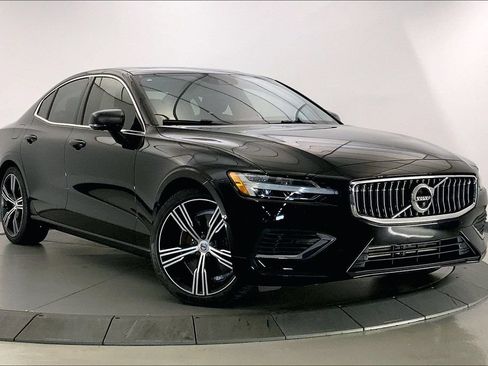 Used 2021 Volvo S60 T8 Inscription w/ Climate Package AWD/4WD image 1