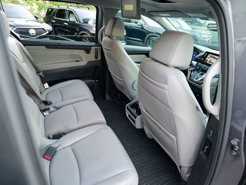 Used 2023 Honda Odyssey Touring image 31
