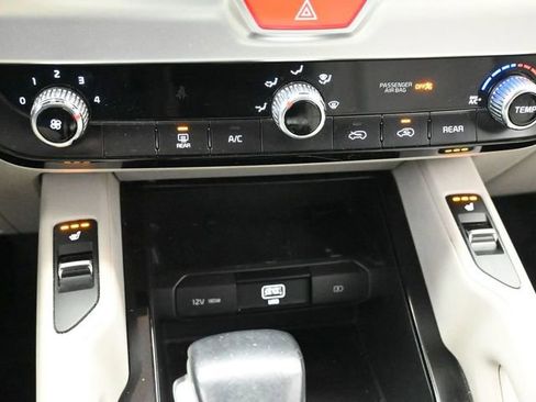 Used 2020 Kia Telluride S image 18