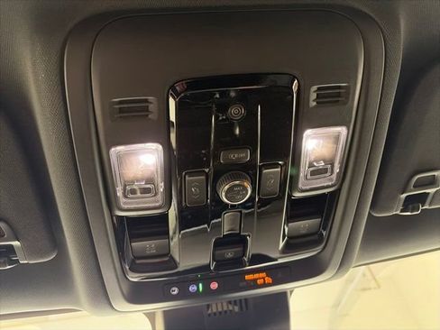 New 2026 Chevrolet Tahoe High Country AWD/4WD image 24