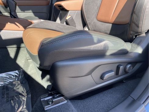 Certified 2025 Subaru Forester Touring image 3