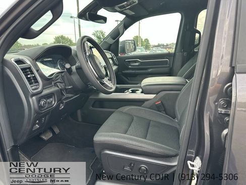 Used 2026 RAM 1500 Big Horn AWD/4WD image 5