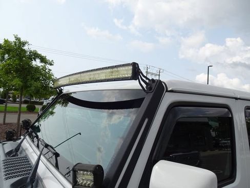Used 2023 Jeep Gladiator Overland AWD/4WD image 41