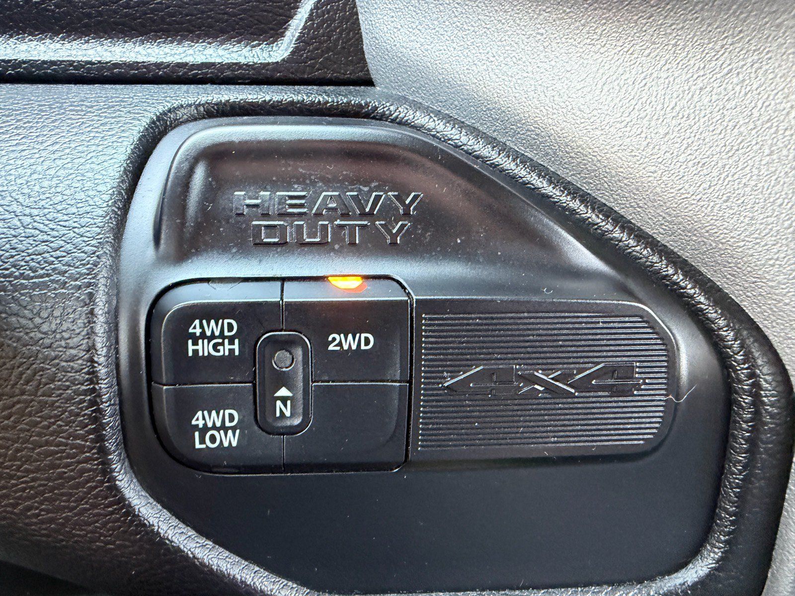 Used 2024 RAM 3500 Big Horn AWD/4WD image 31