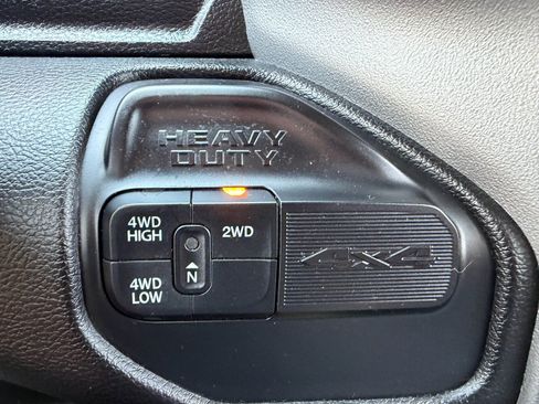 Used 2024 RAM 3500 Big Horn AWD/4WD image 31