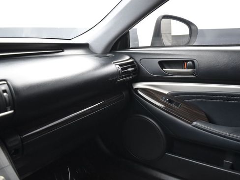 Used 2015 Lexus RC 350 w/ Navigation System Package image 27