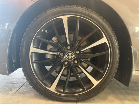 Used 2019 Toyota Camry XSE image 9