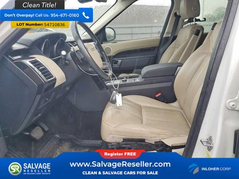 Used 2018 Land Rover Discovery SE AWD/4WD image 8