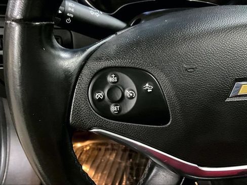 Used 2014 Chevrolet Impala LT FWD image 20
