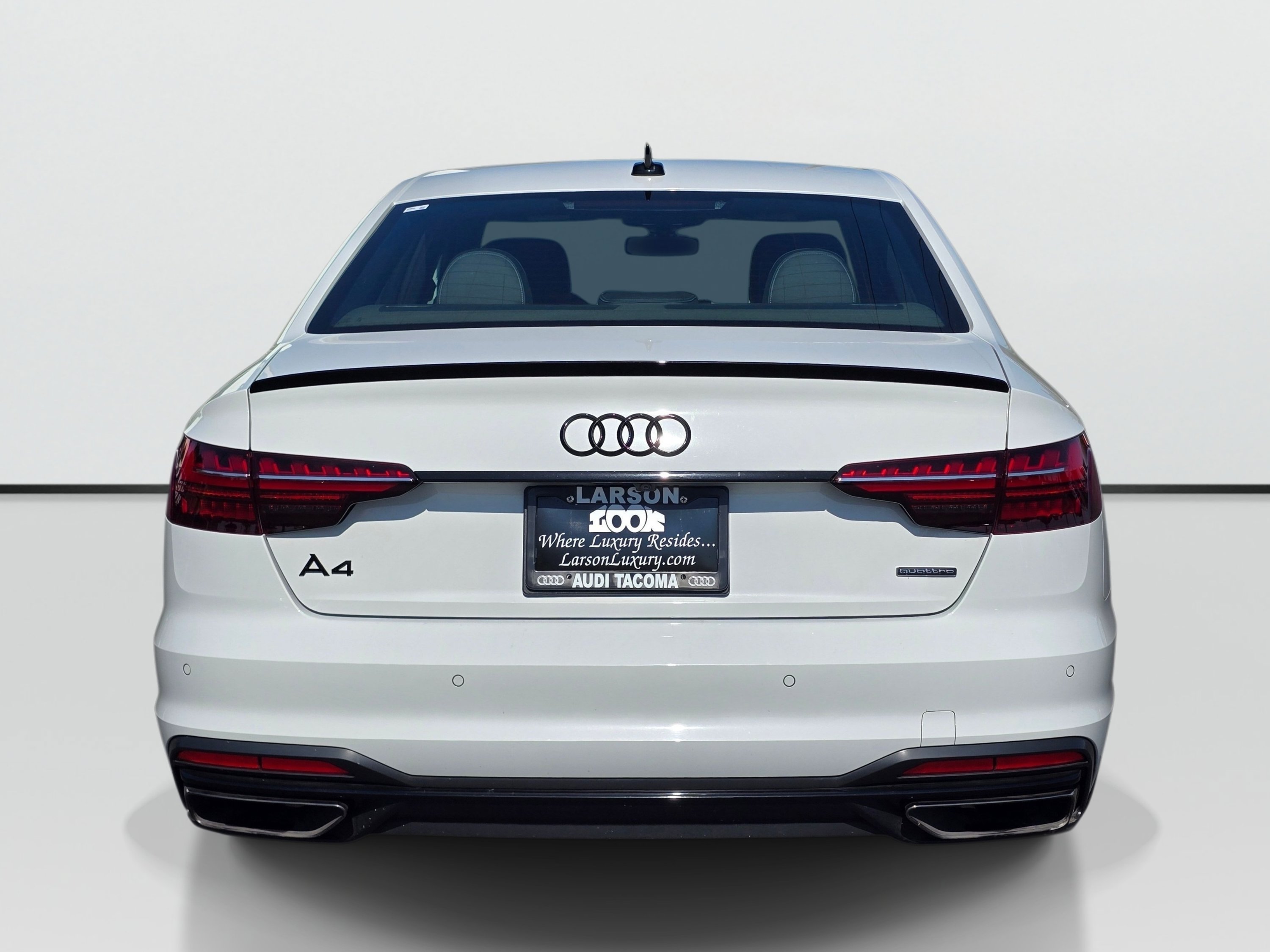 Used 2023 Audi A4 2.0T Premium Plus w/ Premium Plus Package AWD/4WD image 4