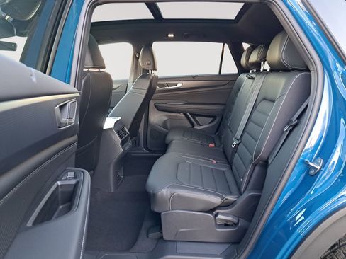 New 2025 Volkswagen Atlas Cross Sport SEL image 14