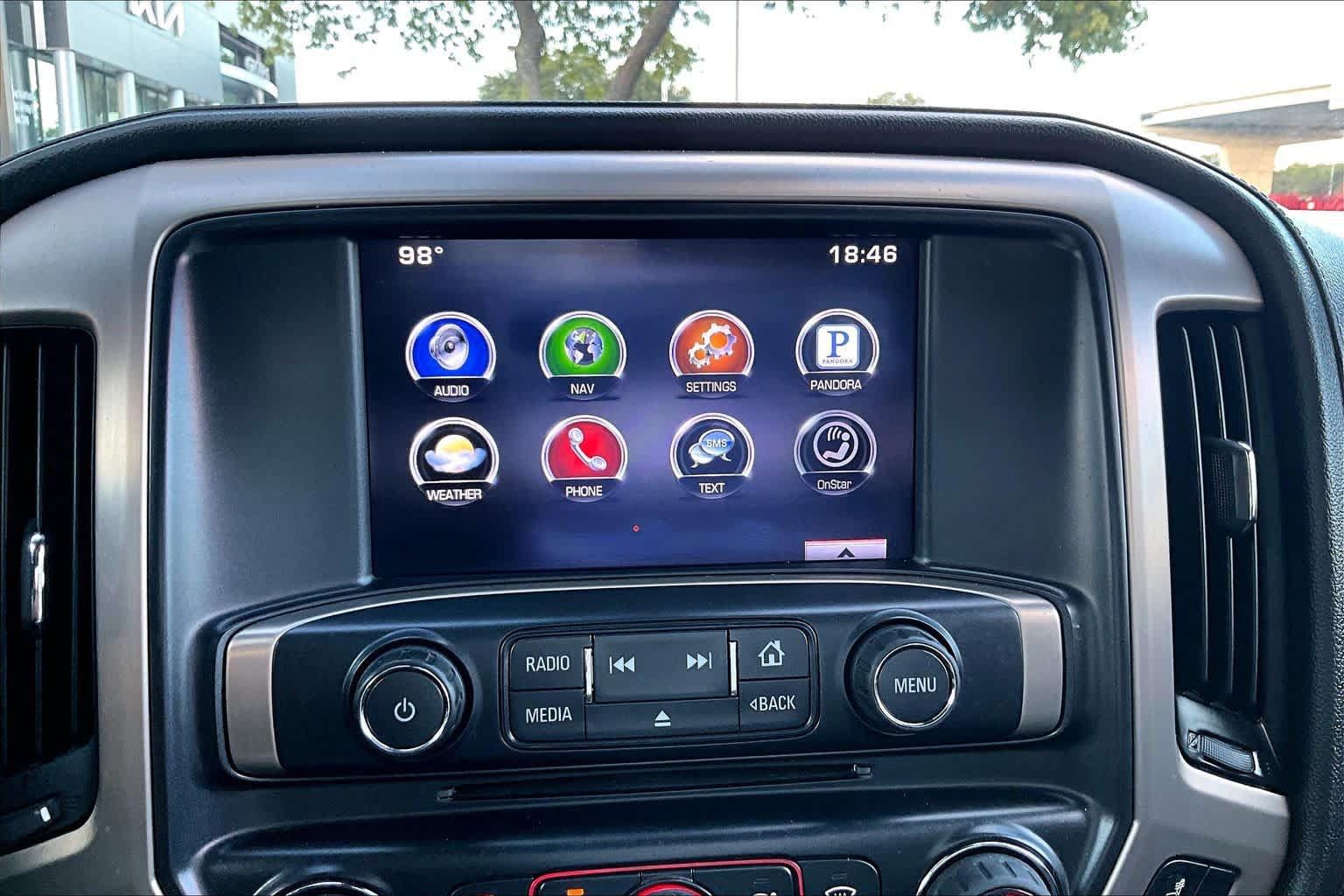 Used 2015 GMC Sierra 2500 Denali w/ Duramax Plus Package AWD/4WD image 32