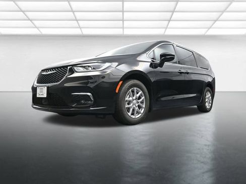 New 2026 Chrysler Pacifica Select image 20