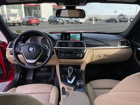 Used 2017 BMW 330i xDrive 330i xDrive image 17