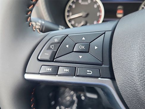 New 2025 Nissan Sentra SR w/ Midnight Edition image 5