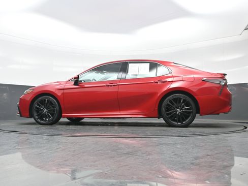 Used 2023 Toyota Camry XSE image 30