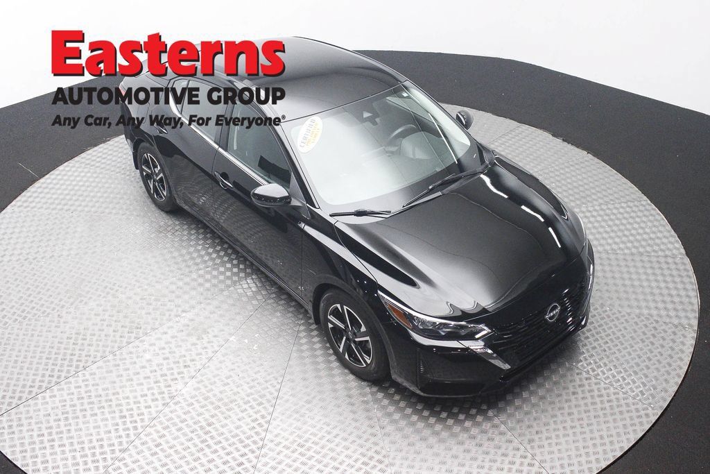 Used 2024 Nissan Sentra SV FWD image 5