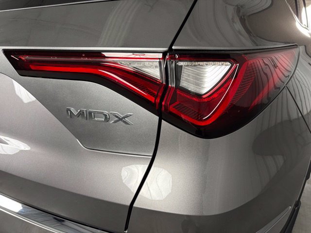 Certified 2026 Acura MDX w/ Technology Package FWD image 8