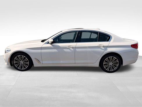 Used 2019 BMW 530i xDrive w/ Convenience Package AWD/4WD image 10