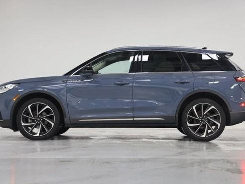 Used 2023 Lincoln Corsair Reserve w/ Equipment Group 202A AWD/4WD image 8