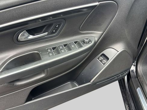 Used 2013 Volkswagen Eos image 10